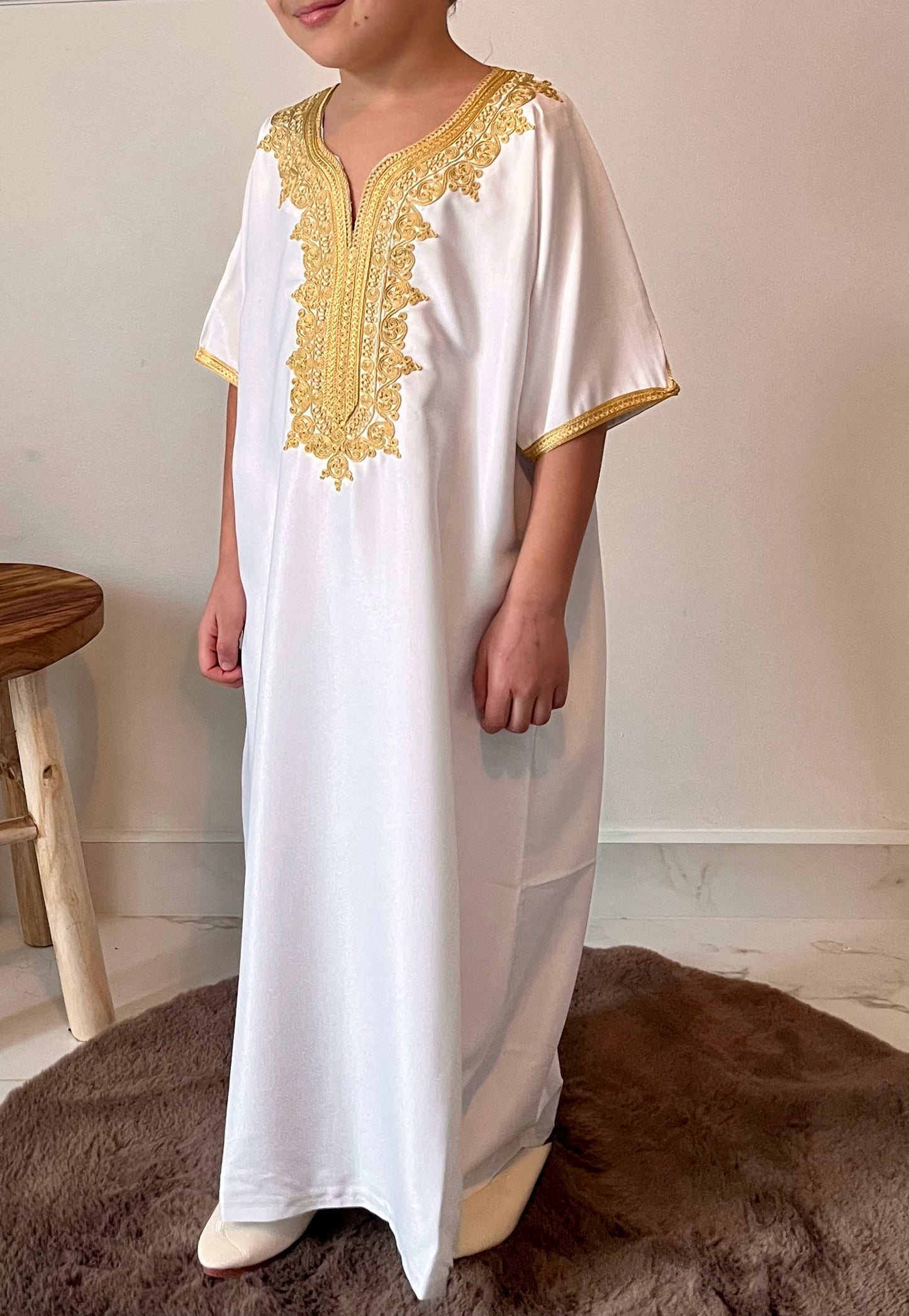 Hamza Abaya | White